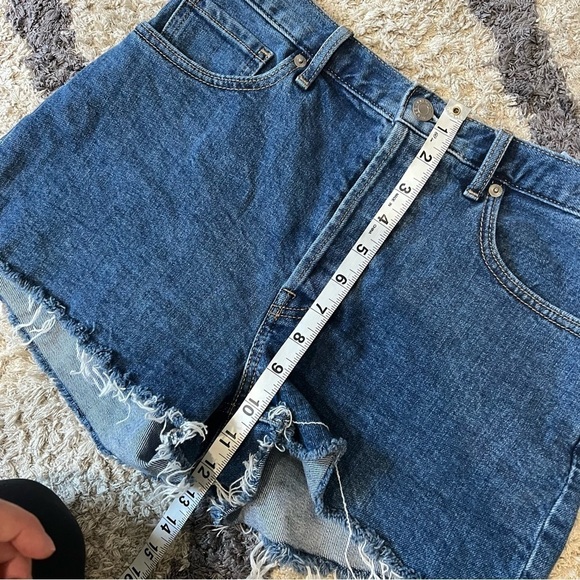 Everlane The Cheeky Denim Shorts - Picture 9 of 12